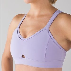 Lululemon sports bra